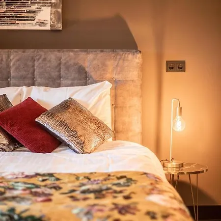Heuvelsuites * Oosterhout (North Brabant)