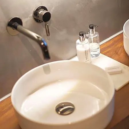 Heuvelsuites Hotel Oosterhout (North Brabant)