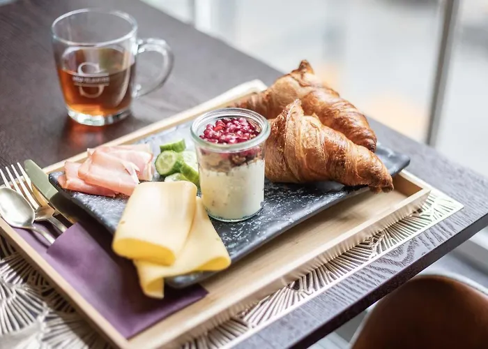 فندق Heuvelsuites *