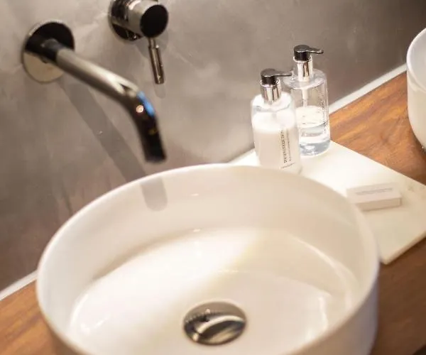 فندق Heuvelsuites *